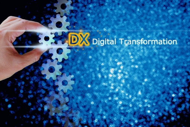 DXの二つの側面：「守り」と「攻め」