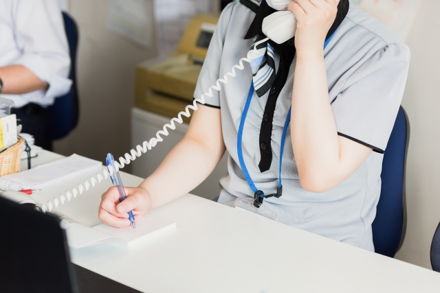 その2:問い合わせ対応の自動化「エージェントAIが社内IT窓口を担う」