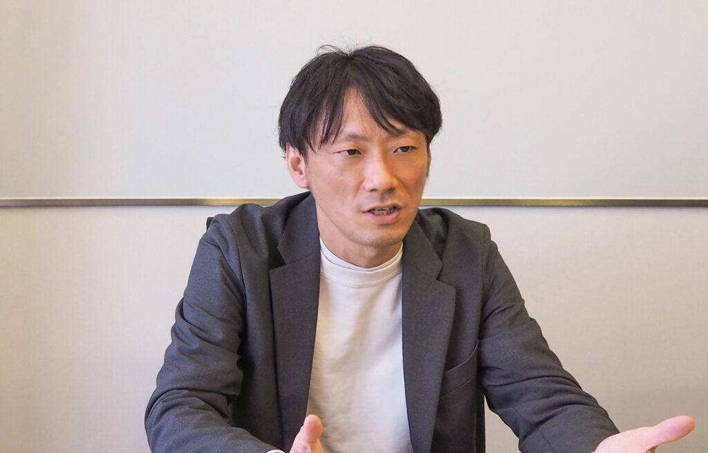 発注ナビ山下氏近影2